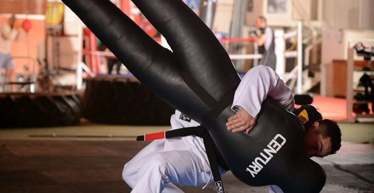 How to Tie a BJJ Belt (Gi Belt Knot, Step-by-Step)