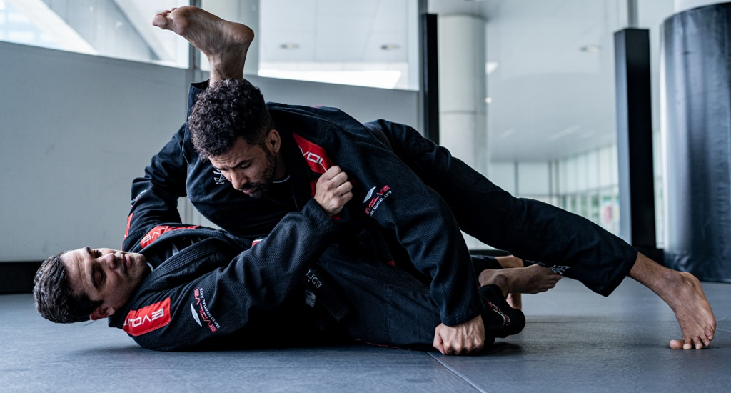 Over-Under Pass: Bernardo Faria's BJJ Guide